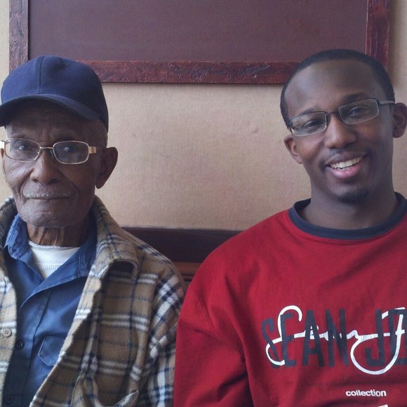 Meet your Posher, Akio - Picture 1 of 1